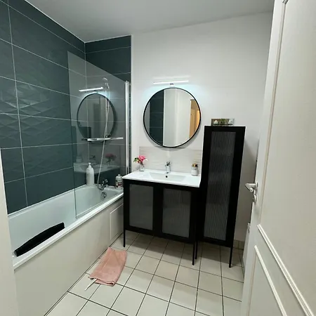 Excellent Apartment For Familly Clichy Exterior photo