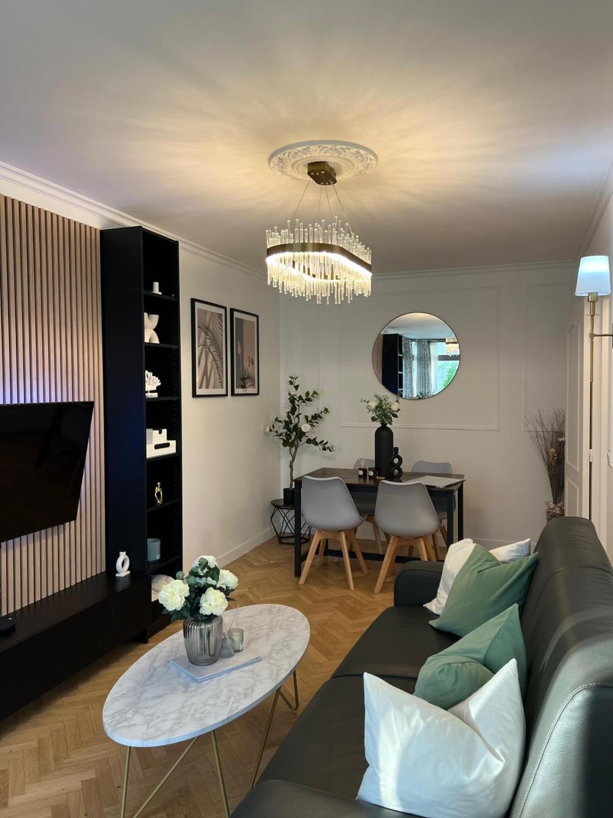 Excellent For Familly Apartment